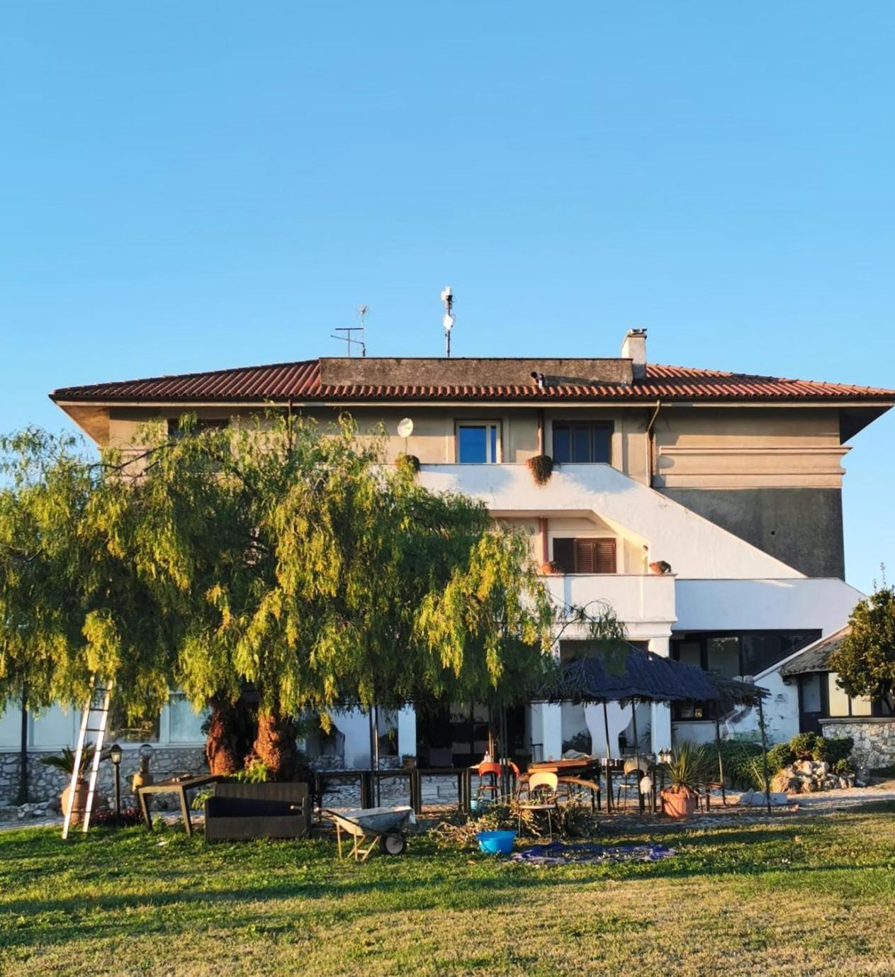 Villa Dei Romani - Country House Guidonia Montecelio Exterior photo